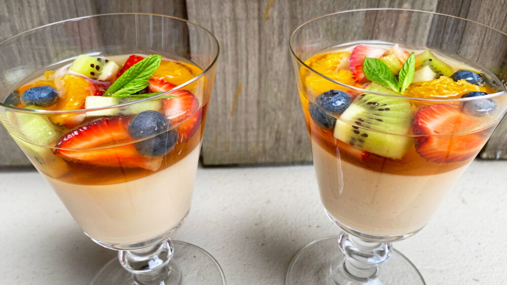 Almond Milk Jelly with Fruits Recipe