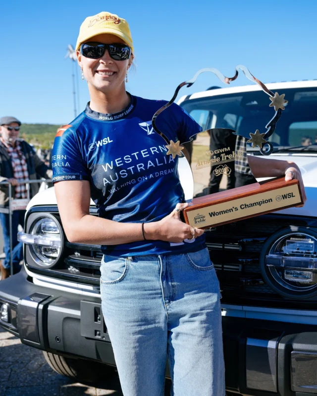 She did it! @isabella_nichols is the Aussie Treble champ 🏆🇦🇺The best from Bells to Burleigh to Margs. What a performance. Froth levels are high#BonsoyAmbassador #AussieTrebleChamp #MakeItBonsoy #WSL